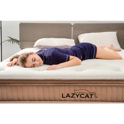 woman is taking a nap on her spring and latex mattress